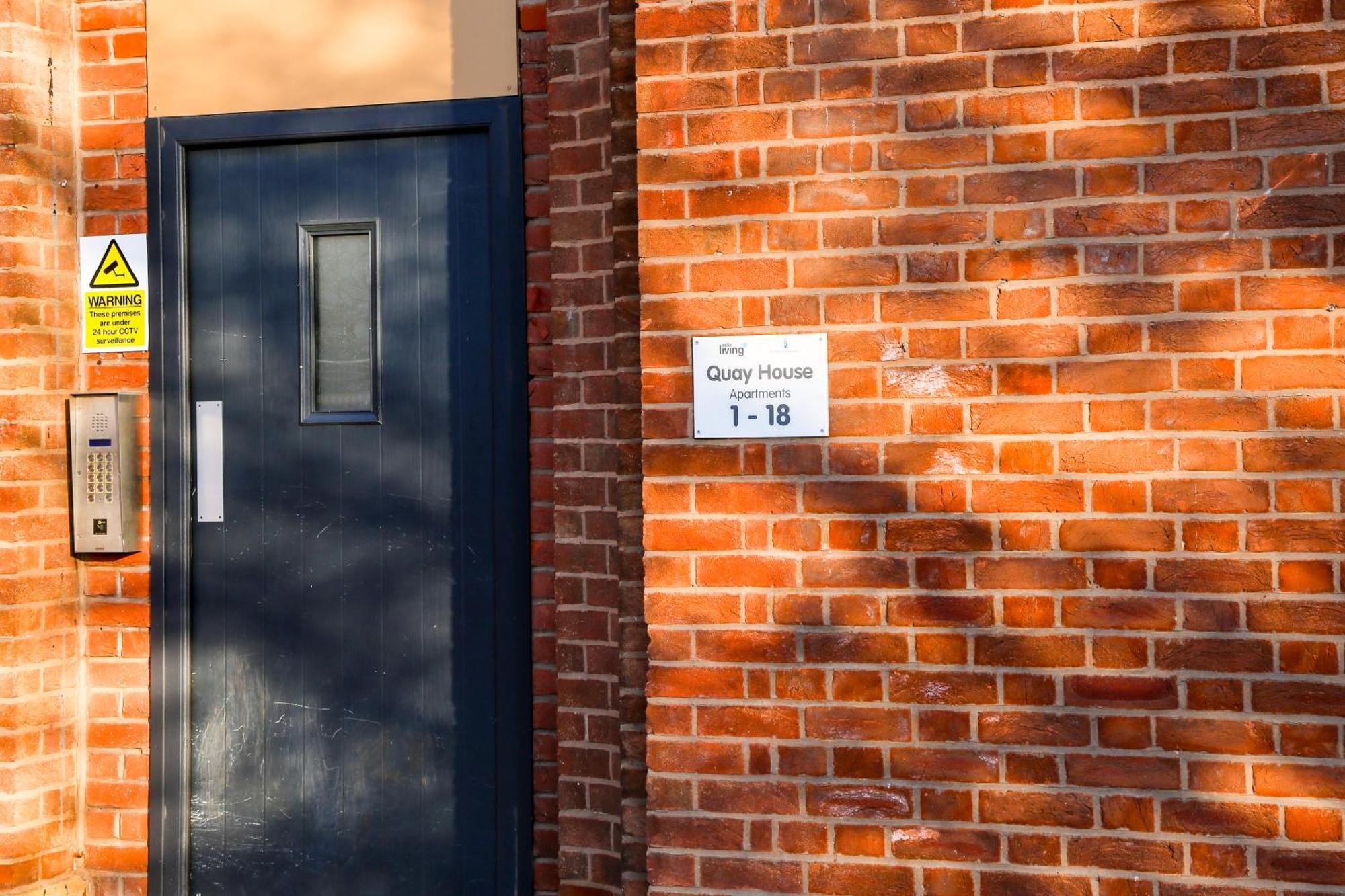 Luxurious & Lavish Salford Quays Free Parking Apartman Manchester Kültér fotó
